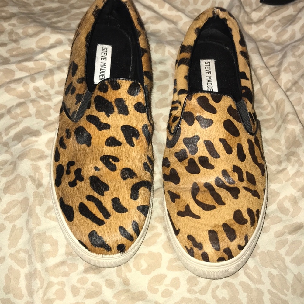Leopard slip ons